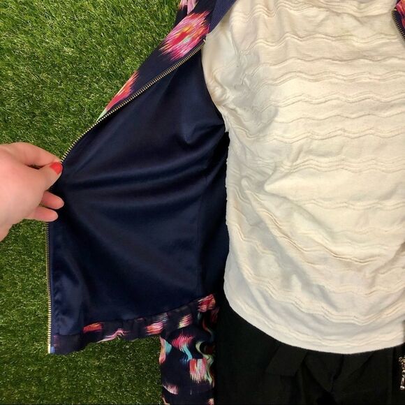 Lightweight Glitch Floral Bomber Zip Up Jacket - Picture 7 of 7